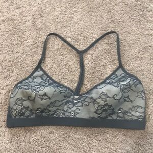 Lululemon Live in Lace Bralette